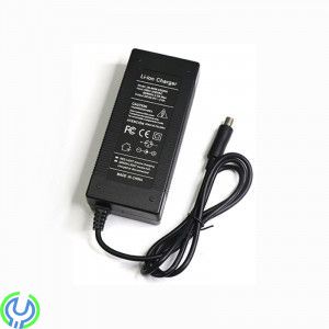 Laddare till alla Xiaomi Scooter samt Ninebot ES2 /ES4, Högkvalitetsladdare för alla Xiaomi/Ninebot/ES Scooters CE-certifierad, 